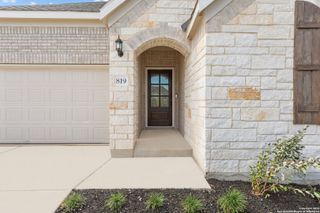 New construction Single-Family house 819 Silverberry Drive, New Braunfels, TX 78132 Dayton- photo