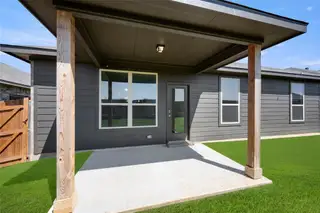 New construction Single-Family house 1913 Seminole Dr, Cleburne, TX 76033 plan Hamilton - image