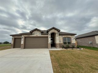 New construction Single-Family house 819 Eagle View Dr, Salado, TX 76571 - photo