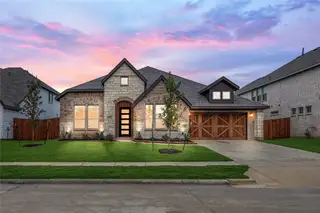 New construction Single-Family house 1240 Amberwood Ln, Red Oak, TX 75154 plan Caraway - image