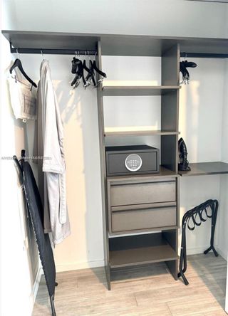 New construction Condo house 398 Ne 5Th St, Unit 1710, Miami, FL 33132 - image