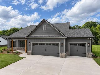 New construction Single-Family house 417 Weslyn Dr, Social Circle, GA 30025 plan (GA)Carson A 2 Front Entry - image