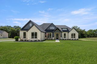 New construction Single-Family house 321 Mayberry Wy, Waxahachie, TX 75167 plan Madrid - image