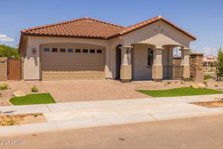 New construction Single-Family house 15612 W Georgia Dr, Surprise, AZ 85379 plan Rainier - image