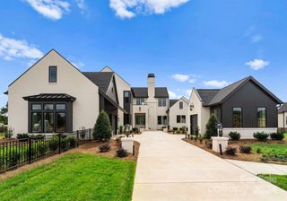 New construction Single-Family house 1009 Broadmoor Drive, Marvin, NC 28173 - photo