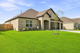 New construction Single-Family house 12102 Old Fashion Cir, Mont Belvieu, TX 77535 plan Cascade - image