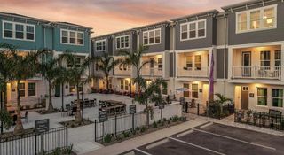 New construction Townhouse house 458 31St Wy N, St. Petersburg, FL 33713 - image