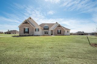 New construction Single-Family house 1435 Julian Dr, Van Alstyne, TX 75495 plan Mockingbird - image