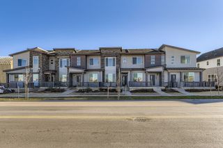 New construction Multi-Family house 7652 S Cherokee Trl, Centennial, CO 80016 plan Plan 305 - image