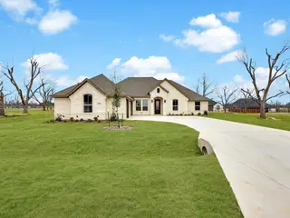 New construction Single-Family house 2005 Middlewood Cir, Granbury, TX 76049 - image