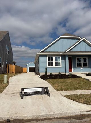 New construction Single-Family house 107 Elm Branch Trl, Taylor, TX 76574 plan Hampton - image