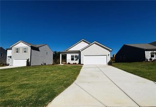 New construction Single-Family house 48 Crescent Dr, Carrollton, GA 30116 - image