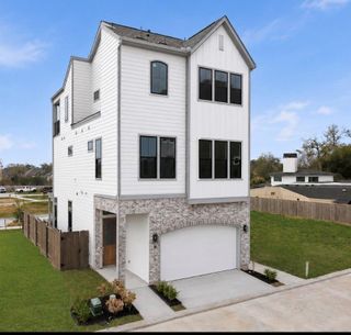 New construction Single-Family house 8705 Padua Ln, Houston, TX 77055 - image