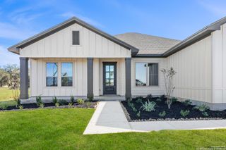 New construction Single-Family house 139 Pradera Rdg, Floresville, TX 78114 - image