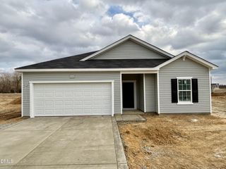 New construction Single-Family house 102 Rubyfield Ct, Fremont, NC 27830 plan Venture - image