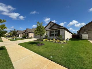 New construction Single-Family house 1313 Lorelei Ln, Denton, TX 76210 plan Moscoso - 40' Smart Series - image