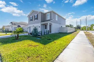 New construction Single-Family house 1630 Teagan Ln, Winter Haven, FL 33884 plan Columbus - image