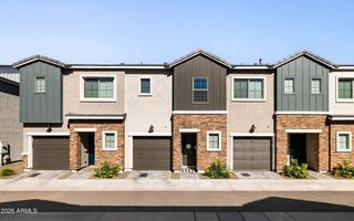 New construction Townhouse house 2822 W White Feather Ln, Phoenix, AZ 85085 - image