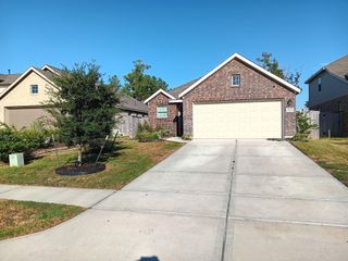 New construction Single-Family house 19320 Villa Mesa Dr, New Caney, TX 77357 plan Riviera II - image