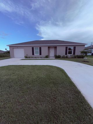 New construction Single-Family house 316 Sw Becker Rd, Port St. Lucie, FL 34953 - image