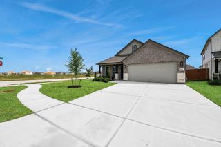 New construction Single-Family house 1004 Golden Glow Path, Magnolia, TX 77355 plan 218 - image