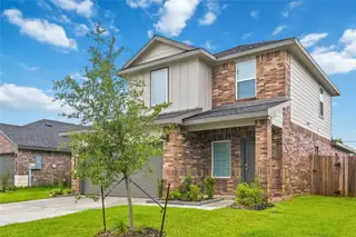 New construction Single-Family house 7 Robin Ct, Angleton, TX 77515 - image