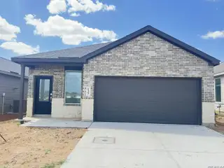 New construction Single-Family house 137 Wrangler Ct, Pleasanton, TX 78064 plan Cornwall - image