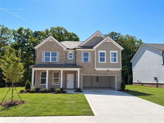 New construction Single-Family house 1776 Kingsmere Run Dr, Loganville, GA 30052 - image