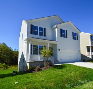 New construction Single-Family house 835 Adelston Ln, Asheville, NC 28804 plan Belhaven - image