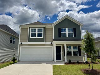New construction Single-Family house 2084 County Line Trl, Elgin, SC 29045 plan Guilford - image