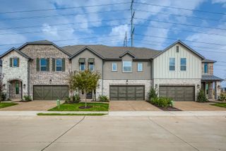 New construction  house 3529 Kings Ct, Lewisville, TX 75056 plan Building 25C Unit 2 - image