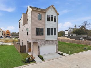New construction Single-Family house 8705 Padua Ln, Houston, TX 77055 - image
