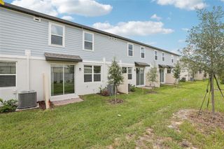 New construction Townhouse house 16354 Bird Of Paradise Ave, Clermont, FL 34714 - image