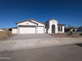 New construction Single-Family house 12308 W Parkway Lane, Avondale, AZ 85323 The Walthall- photo