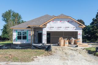 New construction Single-Family house 118 Firethorn Cir, Wallace, NC 28466 plan Plan 1830 - image