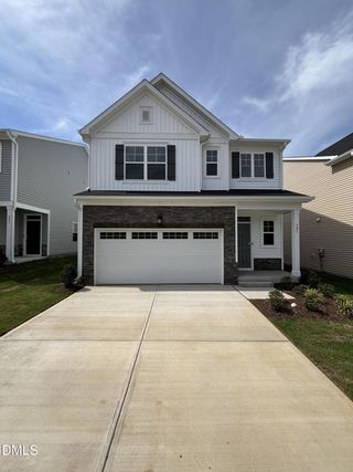 New construction Single-Family house 301 Beachcomber Dr, Lillington, NC 27546 plan Davidson - image