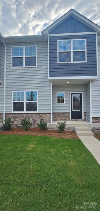 New construction Townhouse house 1834 Rhyne Elementary Dr, Gastonia, NC 28052 - image