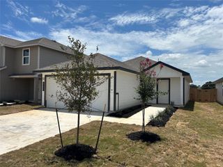 New construction Single-Family house 117 Mullins Dr, Rockdale, TX 76567 plan Atlanta - image