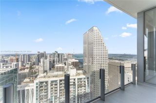 New construction Condo house 300 Biscayne Blvd Wy, Unit 5209, Miami, FL 33131 - image