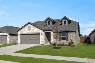 New construction  house 304 Comanche Dr, Cleburne, TX 76033 plan Cheyenne - image