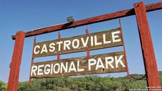 New construction Single-Family house 129 Lacey Oak, Castroville, TX 78009 plan 2944W - image