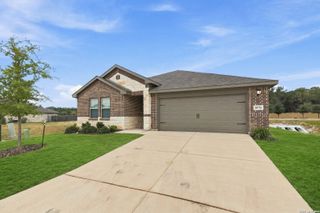 New construction Single-Family house 10726 Yellowtail Blvd, Boerne, TX 78006 plan The Preston (C403) - image