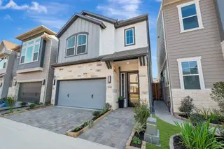 New construction Single-Family house 16043 Hayes Park Dr, Houston, TX 77079 plan The Gianna - image