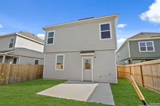 New construction Single-Family house 10115 Carnelian Cv, San Antonio, TX 78245 plan The Camden - image