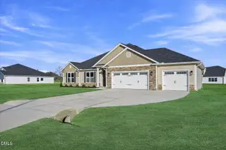 New construction Single-Family house 104 Manchester Ct, La Grange, NC 28551 plan Plan 2505 - image