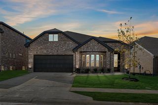 New construction Single-Family house 1020 Nighthawk Trl, Alvarado, TX 76009 plan Willow II - image