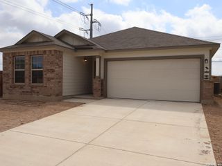 New construction Single-Family house 1568 Golden Wheat, New Braunfels, TX 78130 plan Eastland - 35' Smart Series - image
