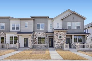 New construction Townhouse house 7643 S Mobile Wy, Centennial, CO 80016 plan 301 - image