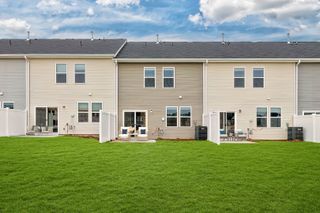 New construction Townhouse house 501 Belgrove Wy, Easley, SC 29640 plan Peachtree - image