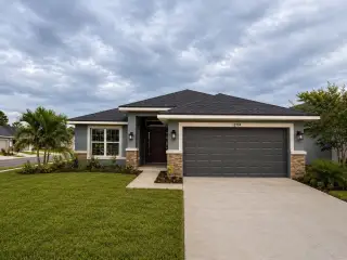 New construction Single-Family house 12909 Kent Bradley St, Dade City, FL 33525 plan 1820 - image